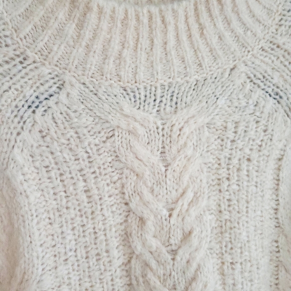 NWOT Aritzia Sunday Best Melly Cable Knit Sweater - Picture 7 of 17
